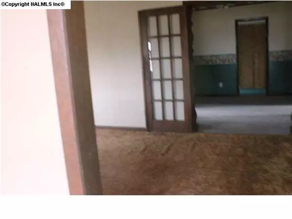 Moulton, AL 35650,13446 Market Street