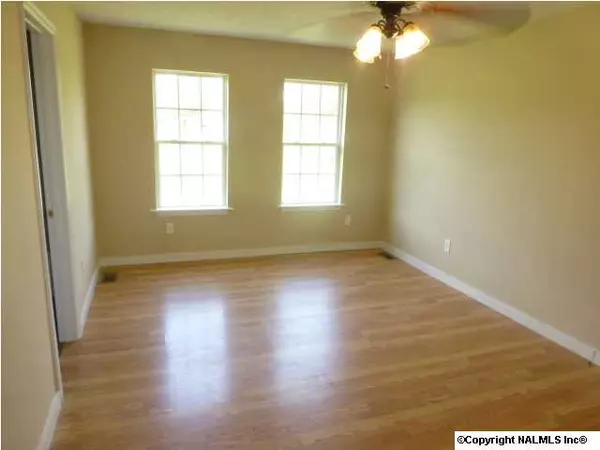 Toney, AL 35773,233 Comet Drive