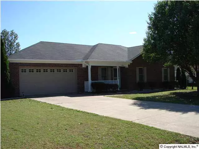 102 Willow Green Drive, Harvest, AL 35749