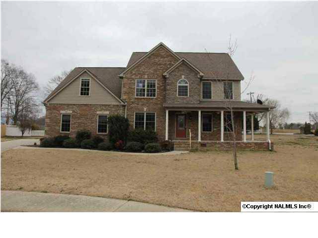1002 Lillypad Circle, Hartselle, AL 35640