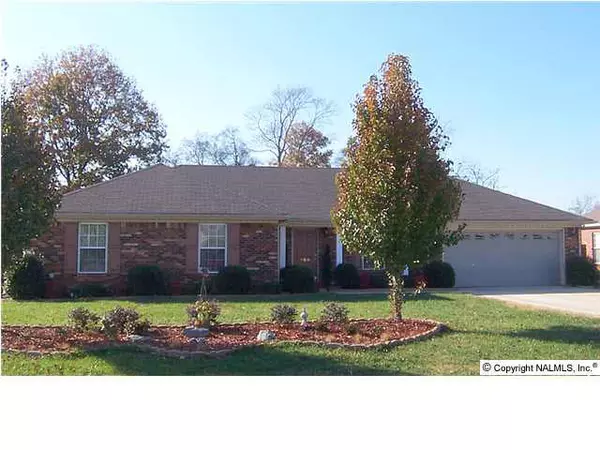 Hazel Green, AL 35750,108 Tree Bark Trail