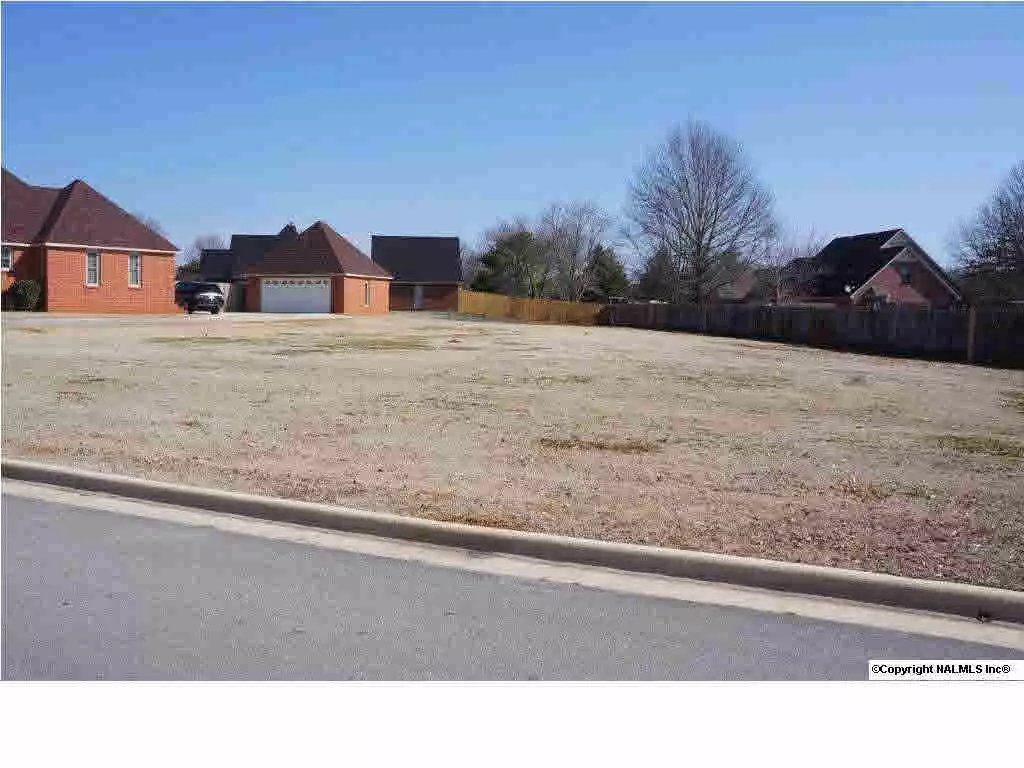 Moulton, AL 35650,Highland Drive