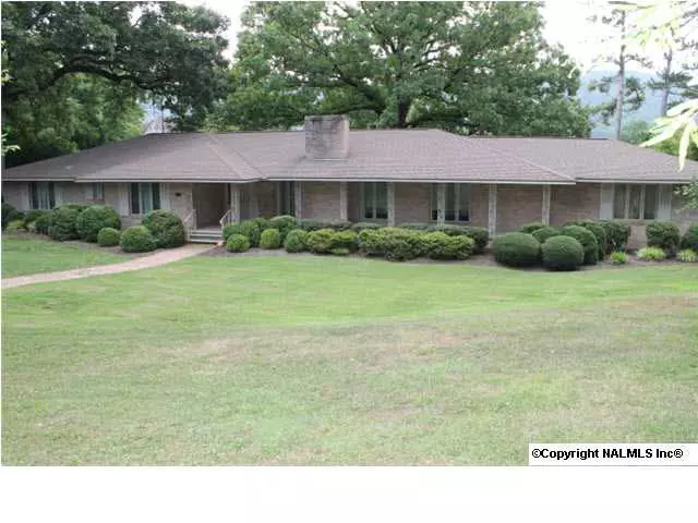 Fort Payne, AL 35967,303 S Forest Avenue