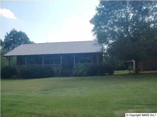 8533 County Road 21, Scottsboro, AL 35768