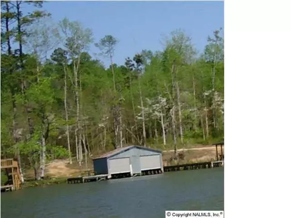 Scottsboro, AL 35769,2411 Preston Island Cir