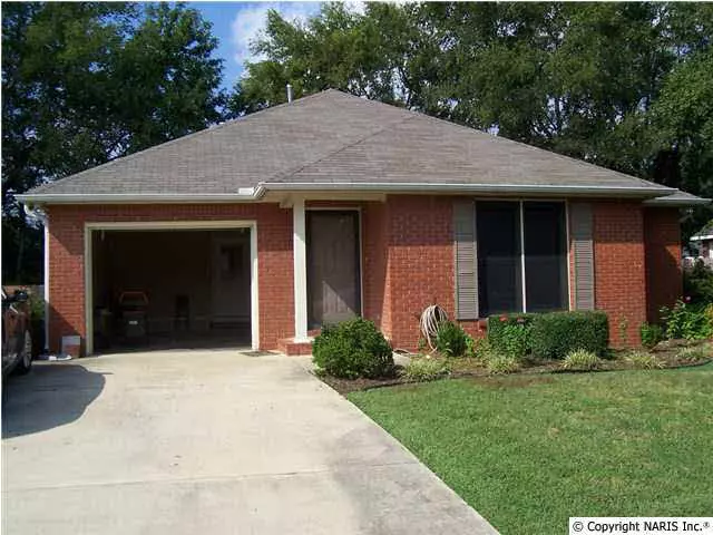 Moulton, AL 35650,44 Cedar Brook Street