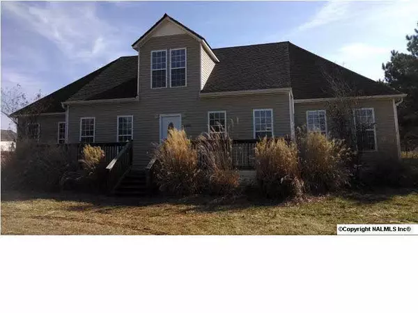 6499 Old Railroad Bed Road, Toney, AL 35773