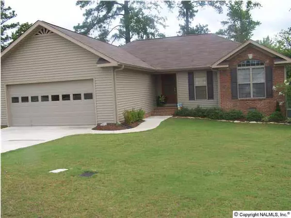 3102 Lakeview Circle, Southside, AL 35907