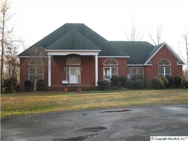 55 Kelsey Circle, Florence, AL 35634