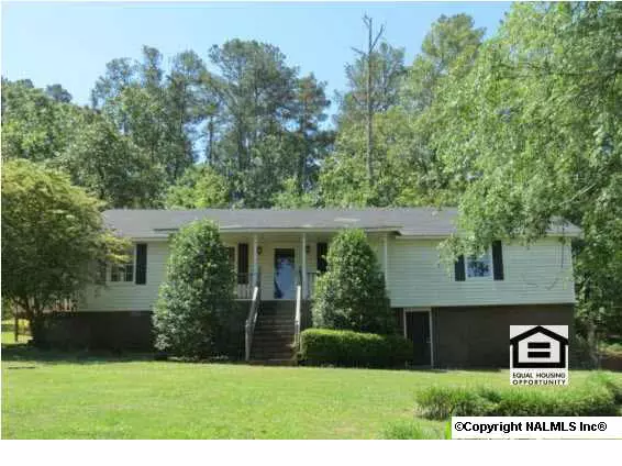 1695 Craig Circle, Gadsden, AL 35907