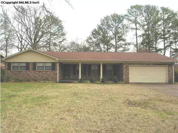 1304 SW Fletcher Avenue, Decatur, AL 35601