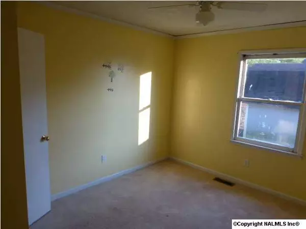 Toney, AL 35773,1124 Beaver Dam Road