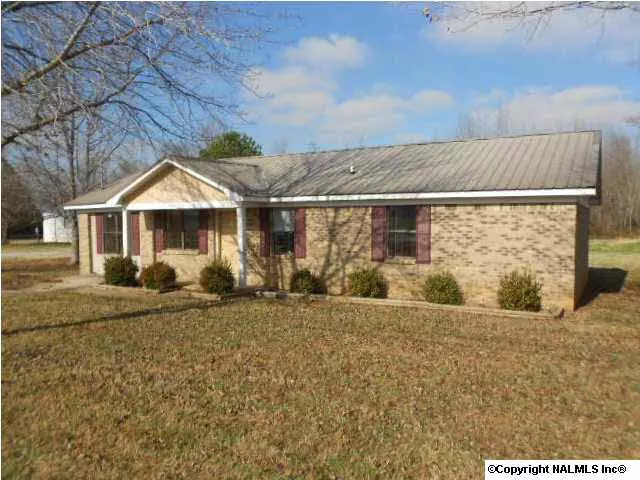 1124 Manley Road, Hazel Green, AL 35750