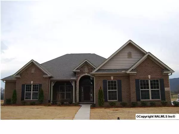 8404 Green Moss Court, Owens Cross Roads, AL 35763