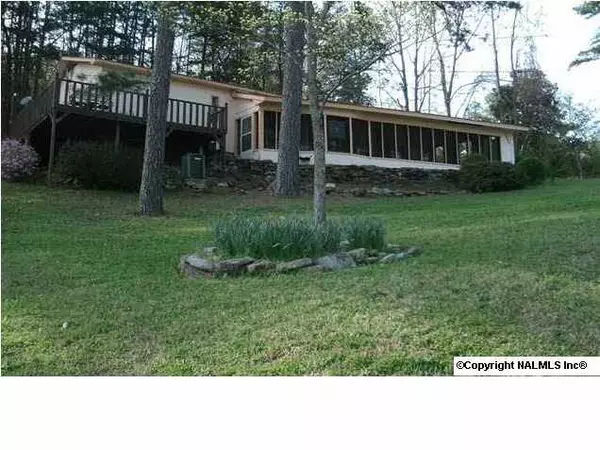 1644 Baker Mountain Road, Grant, AL 35747