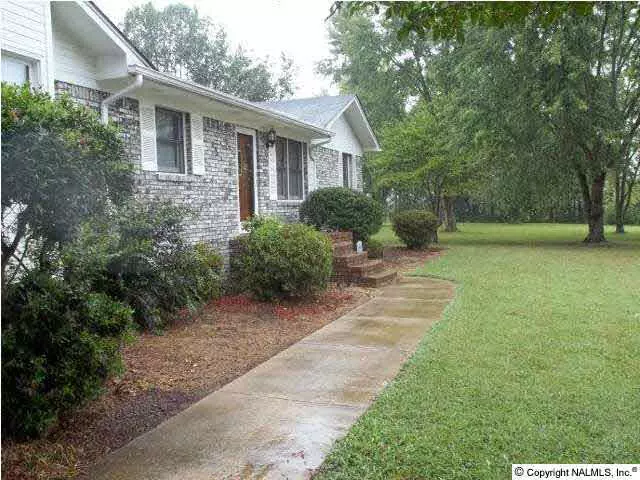 275 Bonnie Circle, Toney, AL 35773