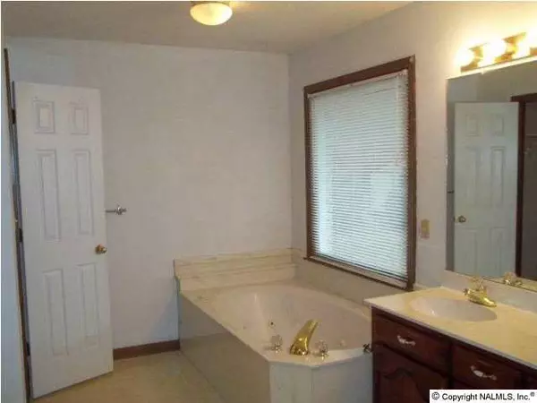 Toney, AL 35773,275 Bonnie Circle