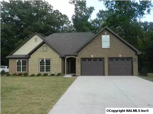 186 Hidden Creek Drive, Trinity, AL 35673