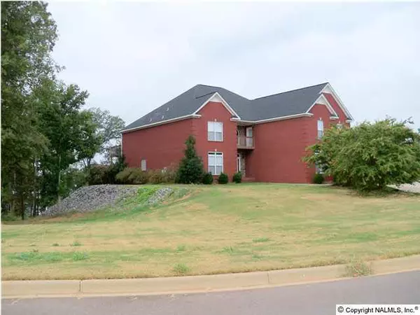 Scottsboro, AL 35769,1688 Peninsula Drive