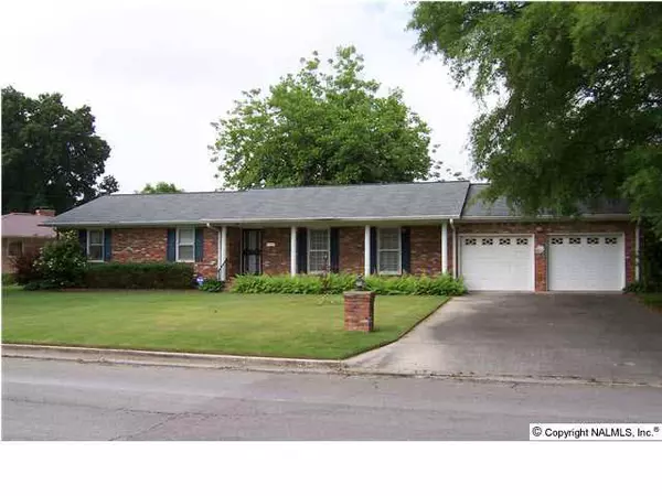 1621 Primrose Drive, Decatur, AL 35601