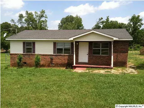 243 Flint River Drive, New Market, AL 35761