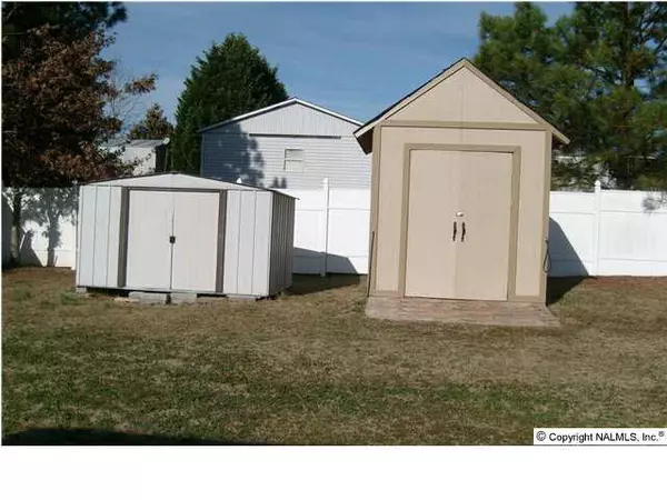 Toney, AL 35773,105 Coyote Drive