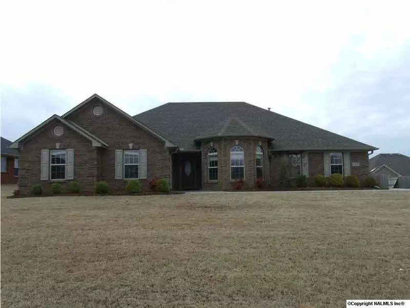 13319 Breckenridge Drive, Athens, AL 35613