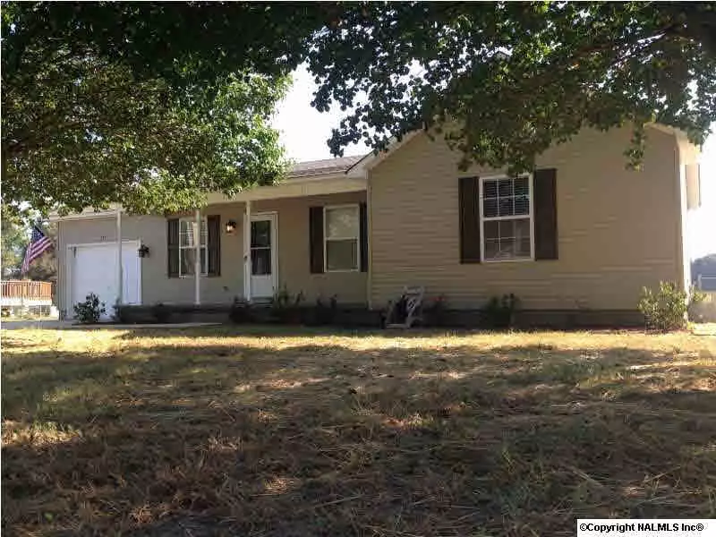 117 Quiet Lane, Hazel Green, AL 35750