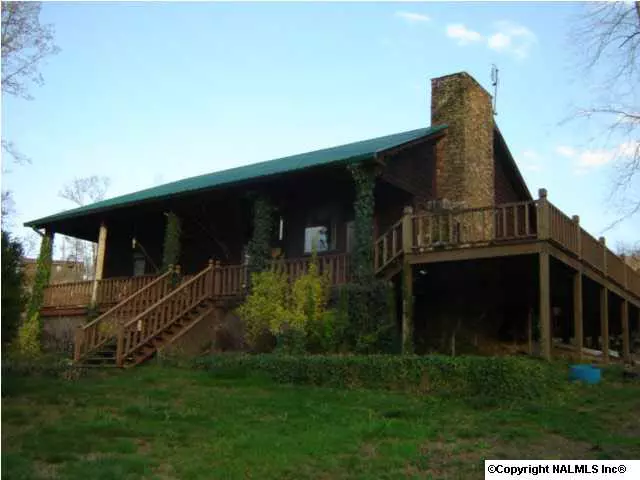 2794 Feemster Gap Road, Guntersville, AL 35976