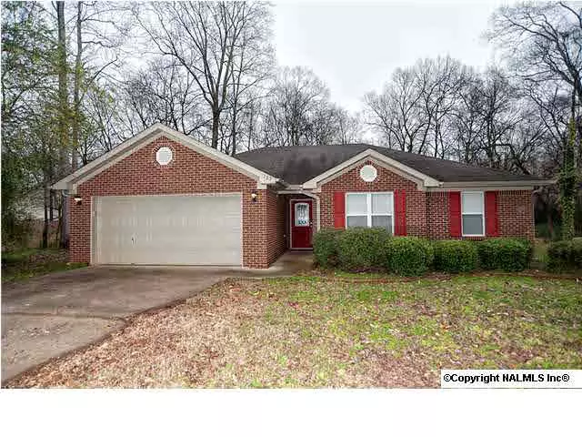 Toney, AL 35773,127 Deer Creek Trail