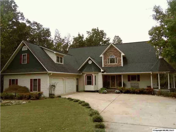 880 County Road 906, Cedar Bluff, AL 35959