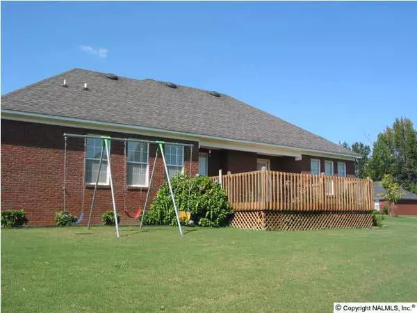 Hartselle, AL 35640,1902 SW Cedarwood Drive