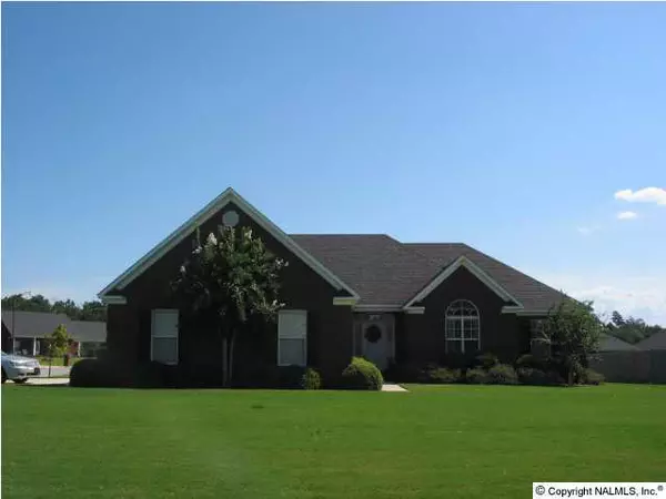 Hartselle, AL 35640,1902 SW Cedarwood Drive