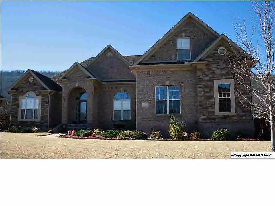 Owens Cross Roads, AL 35763,6715 Mountain Ledge Drive