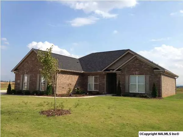 201 Briarcrest Road, Hazel Green, AL 35750