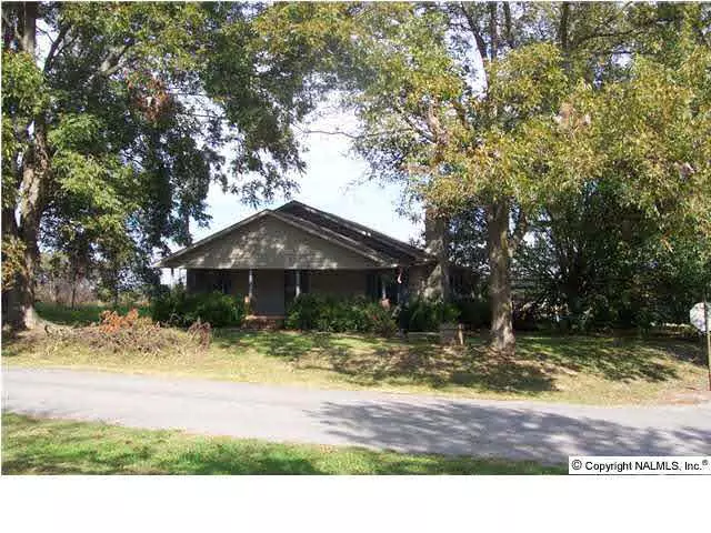 1068 Crawford Road, Boaz, AL 35957