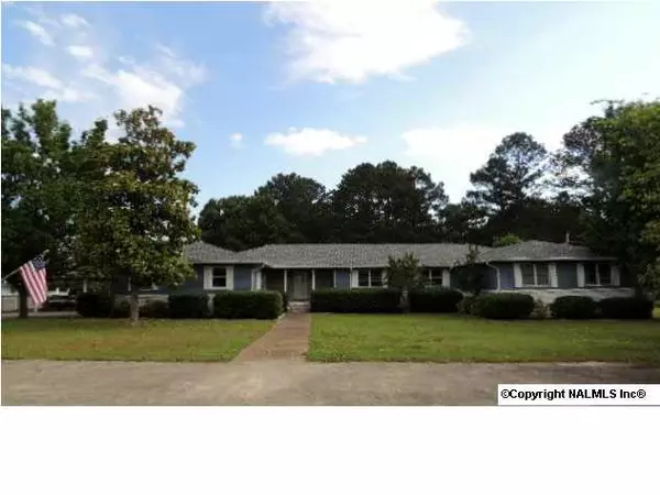 265 Jordan Drive, Centre, AL 35960