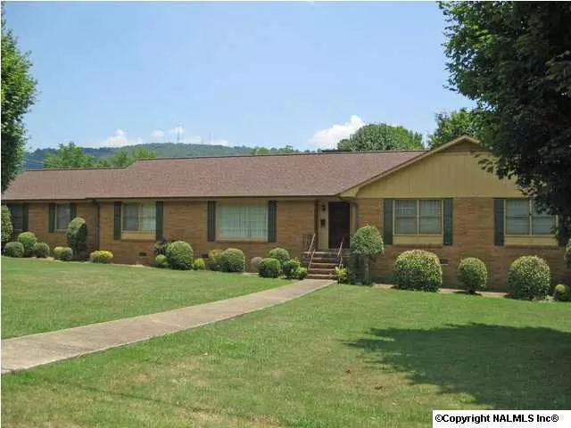 Fort Payne, AL 35967,511 N Forest Avenue