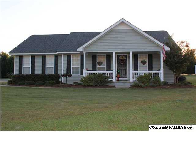 625 Pinewood Drive, Centre, AL 35960
