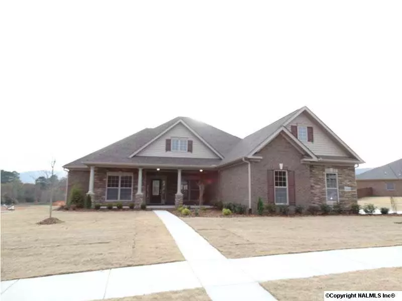 Owens Cross Roads, AL 35763,8408 SE Green Moss Court