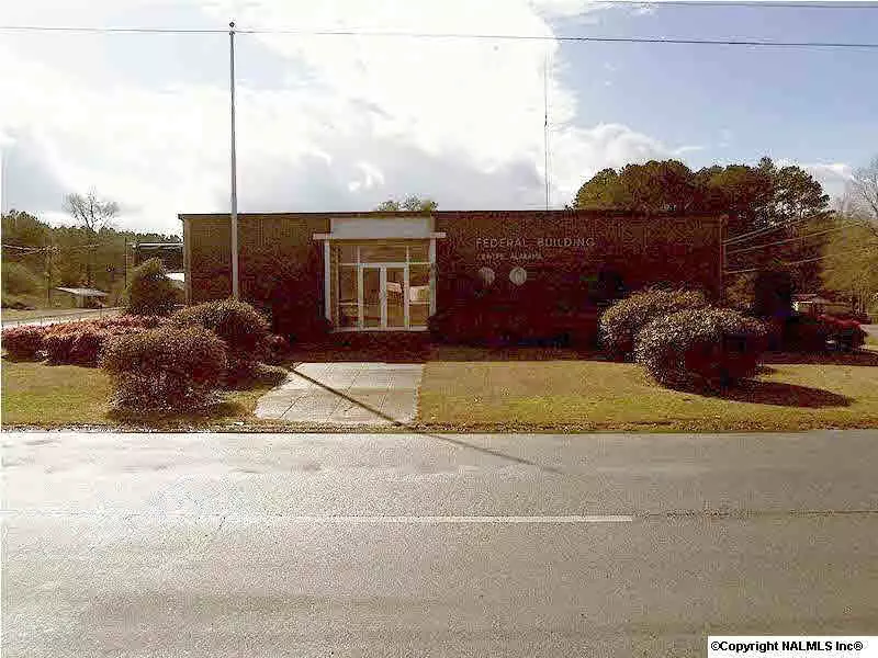 Centre, AL 35960,999 West Main Street