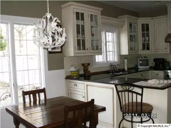 Rainbow City, AL 35906,992 Lake Vista Drive