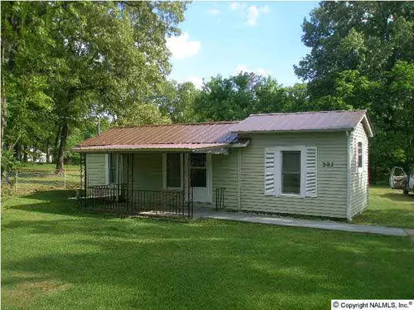 307 Graves Street, Gadsden, AL 35901