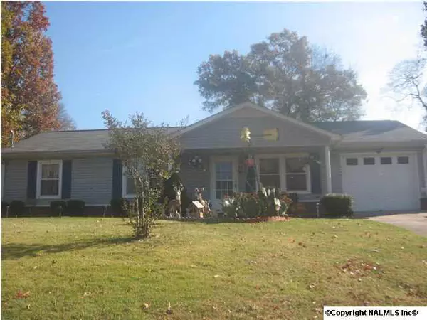 221 Stormy Drive, New Market, AL 35761