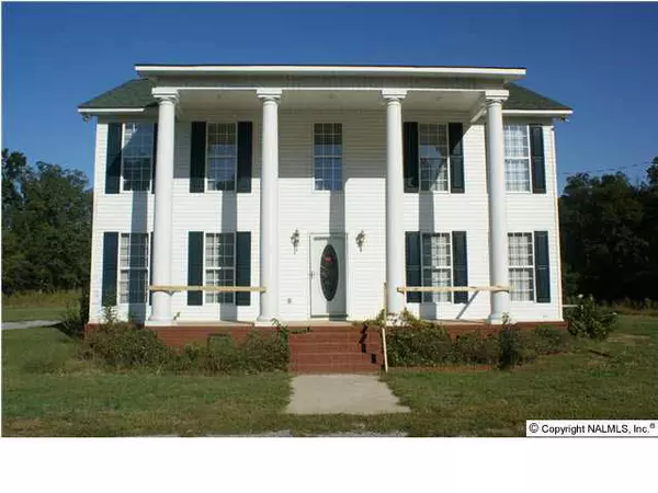 1391 County Road 62, Section, AL 35771