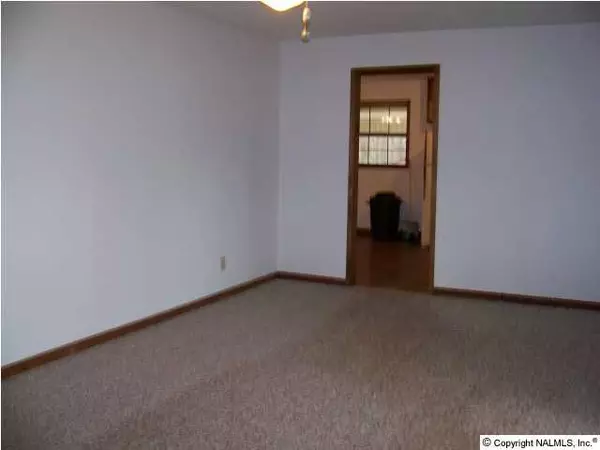 Rainsville, AL 35986,101 2nd Avenue