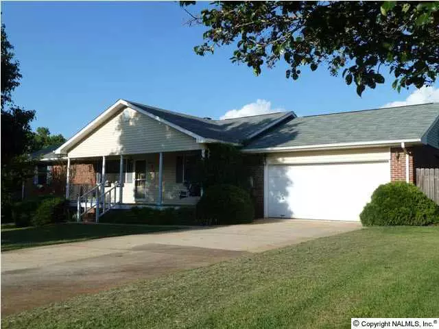 103 Laster Lane, Hazel Green, AL 35750