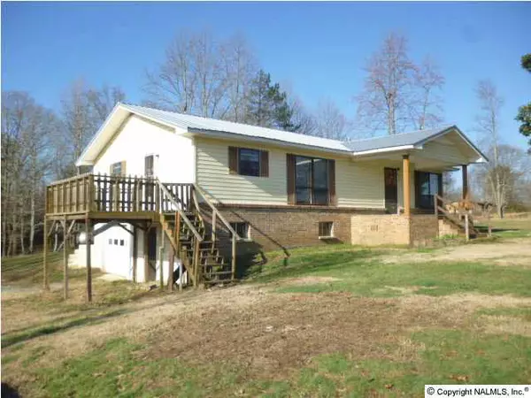 Cullman, AL 35057,184 County Road 998