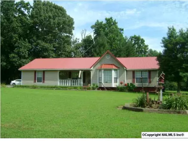 2872 County Road 1815, Arab, AL 35016