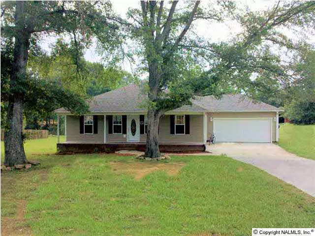 224 7th Street, Arab, AL 35016